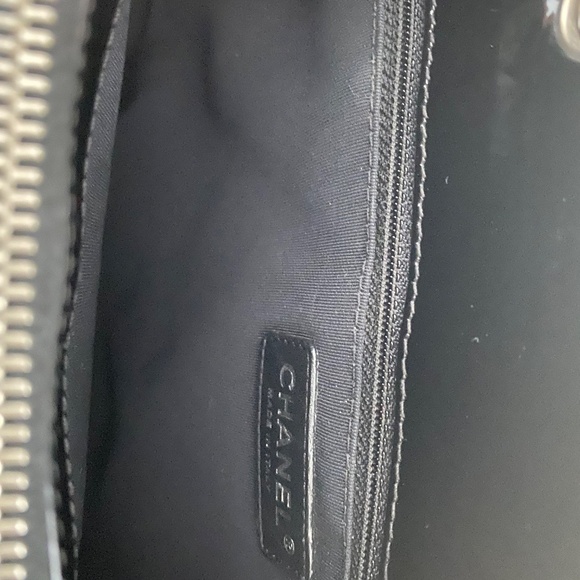 Chanel Grand Shopping Tote in Black Patent Leather | Classic CC Shopper Bag - Picture 7 of 9